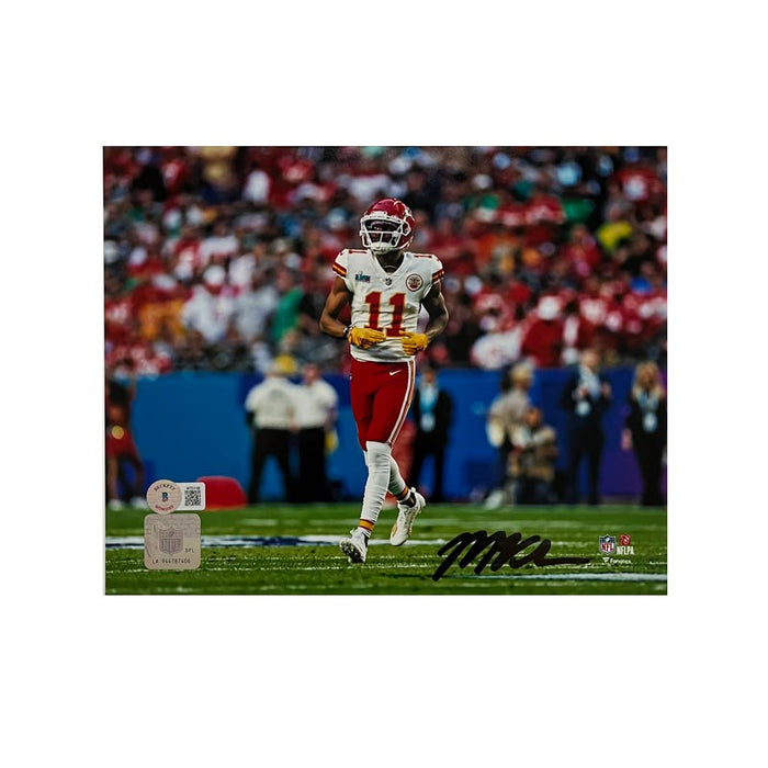 Marquez Valdes-Scantling Signed Running in White 8x10 Photo
